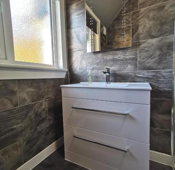 غرفة ديلوكس, The Knowe Guest House