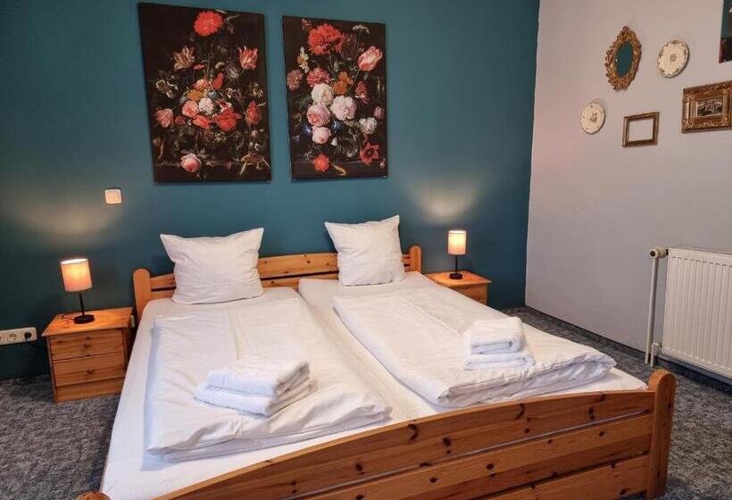 스탠다드 트리플 룸, Zur Luppbode