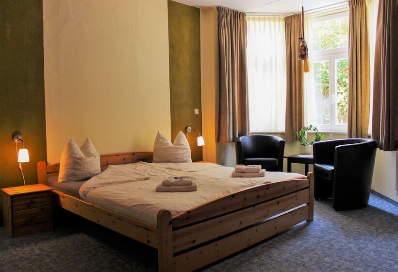 스탠다드 룸, Zur Luppbode