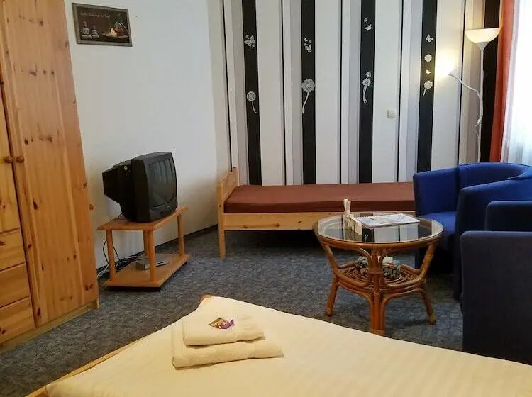 Economy-huone, Zur Luppbode