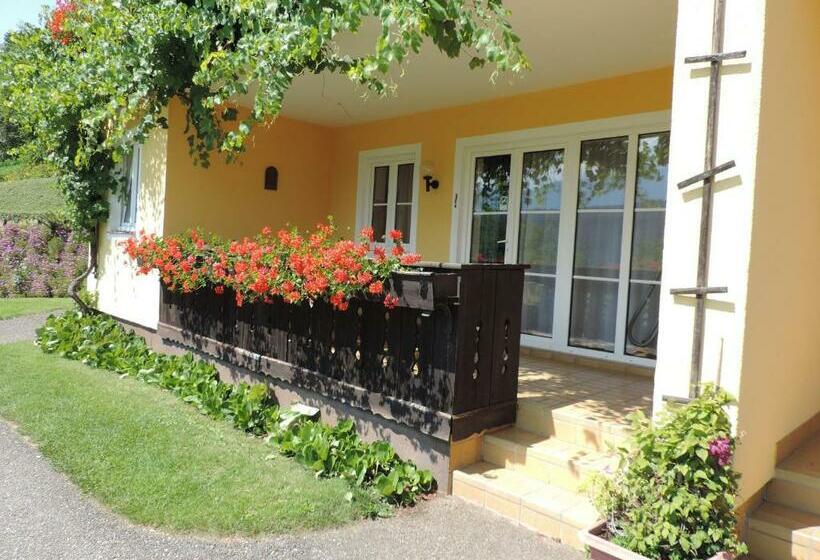 Family flat with terrace, Pension Sedlak