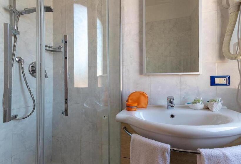 带1个卧室的顶楼公寓, Residence Greco