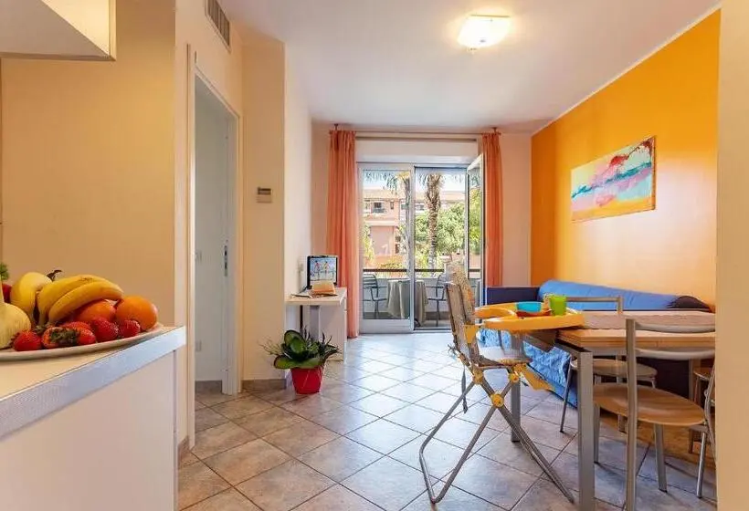 Huoneisto 1 Makuuhuone Puutarhanäkymä, Residence Greco