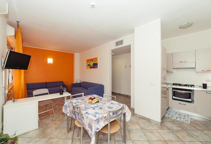 带1个卧室的顶楼公寓, Residence Greco