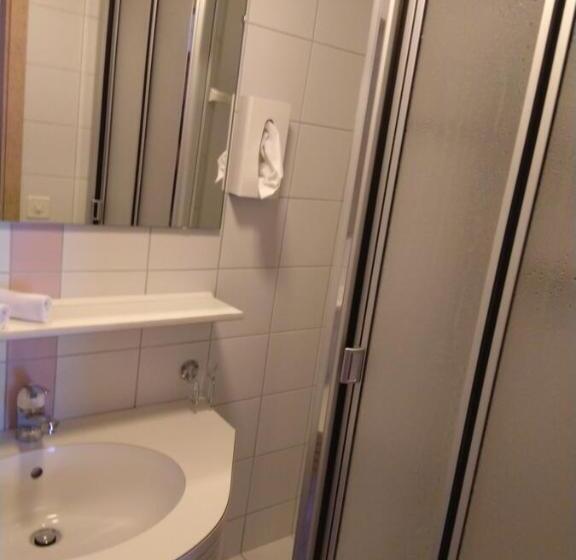 スタンダードルーム, Escher