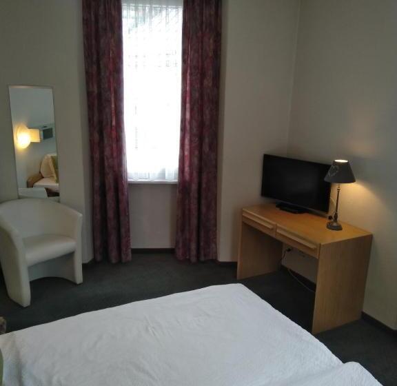 スタンダードルーム, Escher