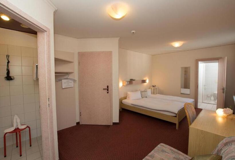 スーペリアールーム, Escher