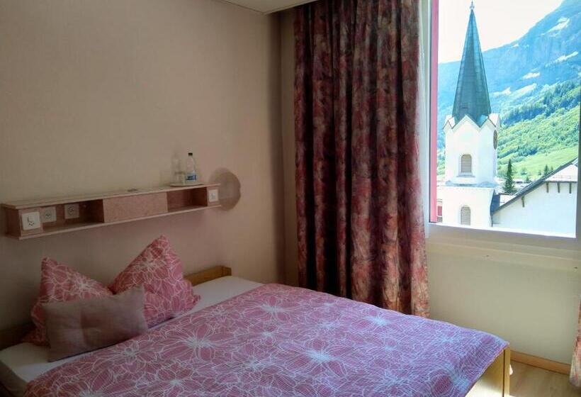 エコノミールーム, Escher