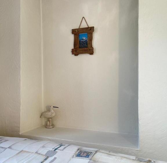 バルコニー付きシングルスタンダードルーム, Escher