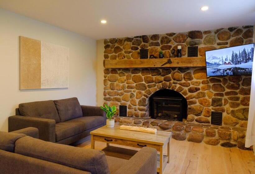 Apartament 1 Dormitor, Le Pimbina