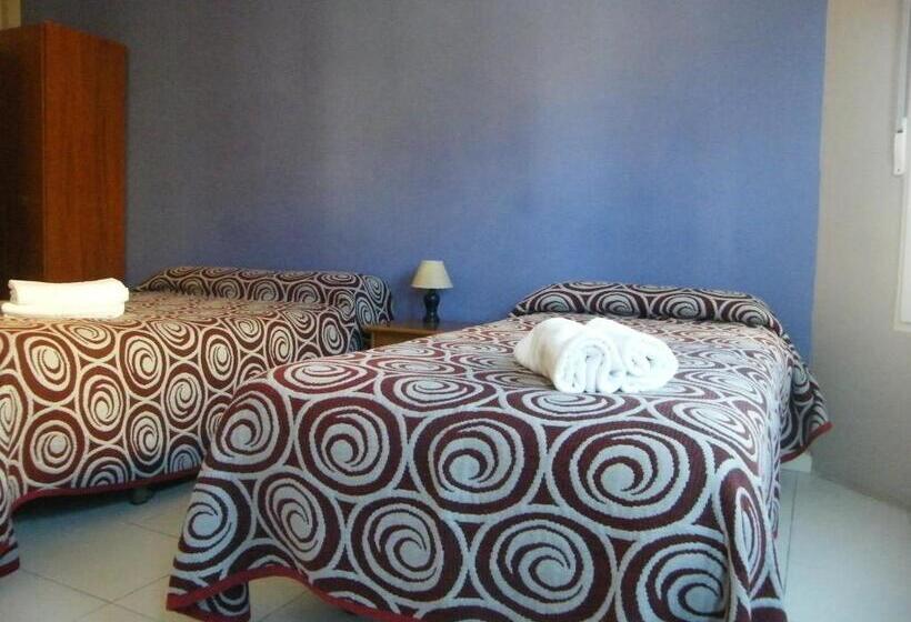 Номер Стандарт Совместная Ванная, Pensión Corona