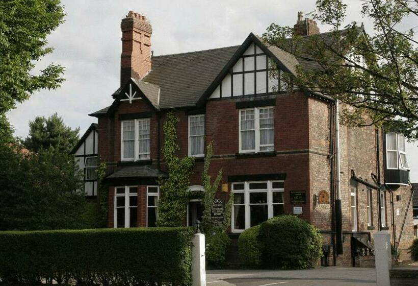 غرفة عائلية, Eskdale Lodge