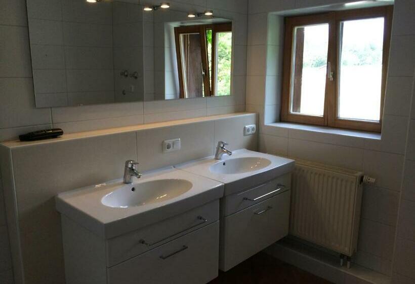 Apartamento 1 Dormitório com Sacada, Gästehaus Brandnerhof