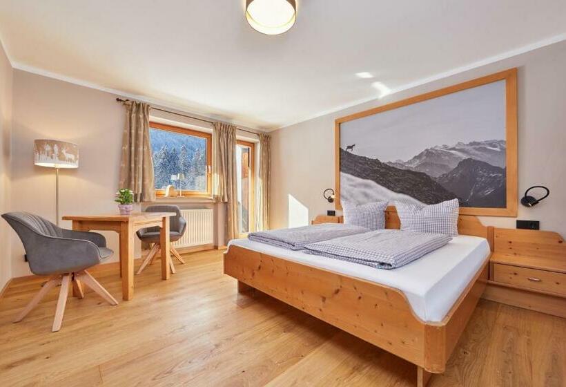 Quarto Estandar com Sacada, Gästehaus Brandnerhof