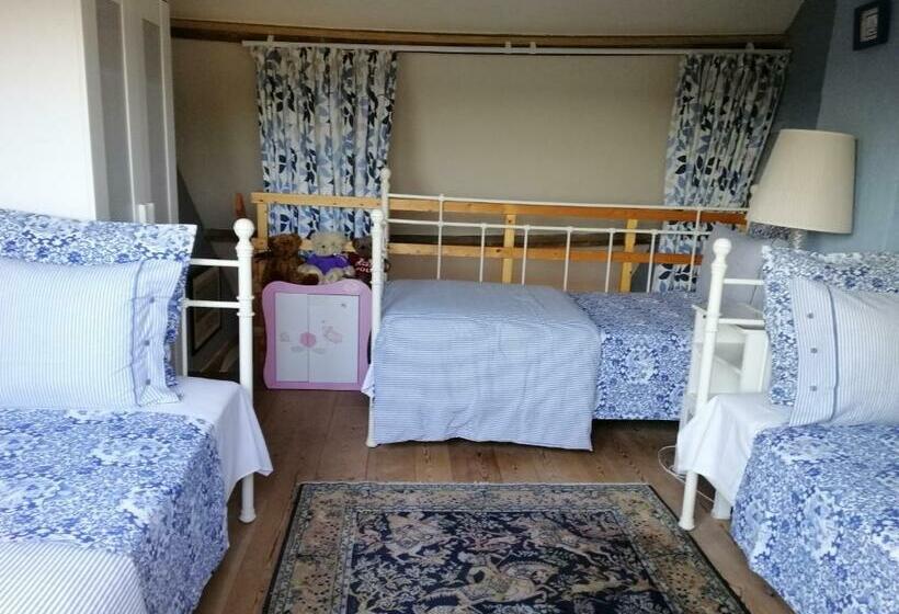 家庭间, Johan's Lodge