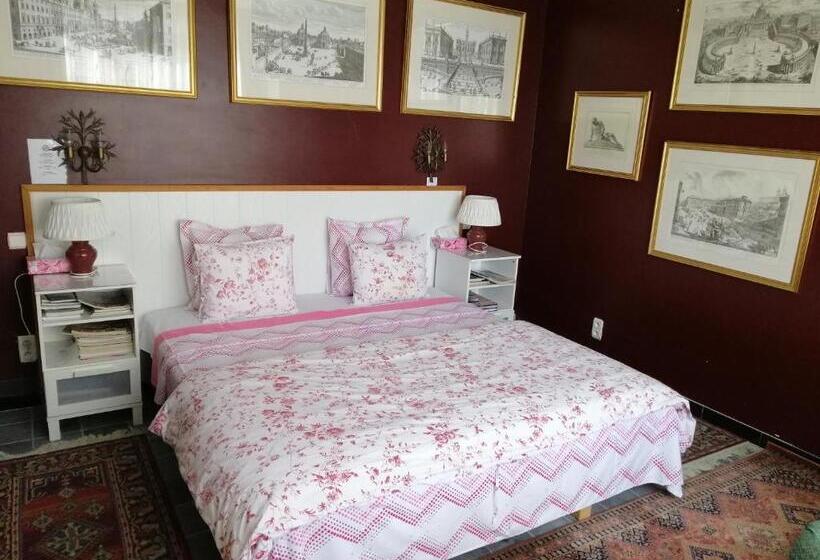 标准间, Johan's Lodge