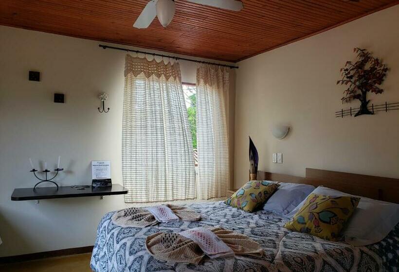 디럭스 룸, Pousada Beija Flor