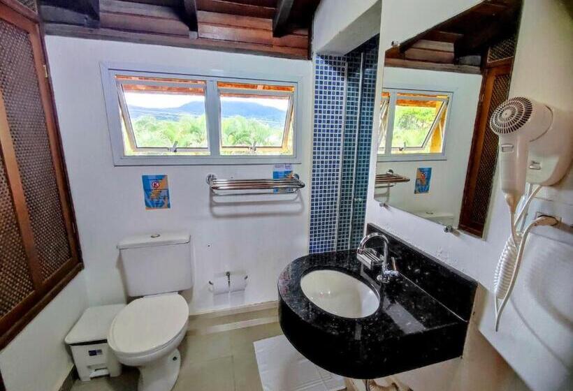 سوییت خانوادگی, Pousada Casa Na Praia