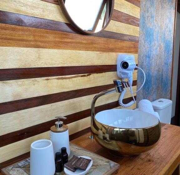 סוויטה נוף לים, Pousada Dos Hibiscus