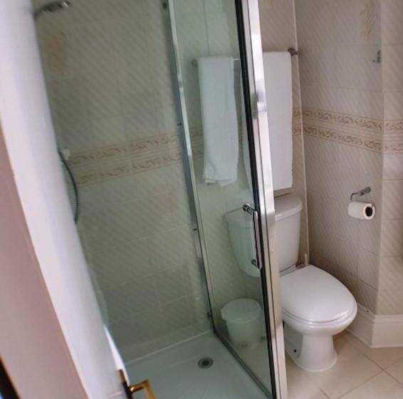 اتاق استاندارد در طبقه همکف, The Ashleigh