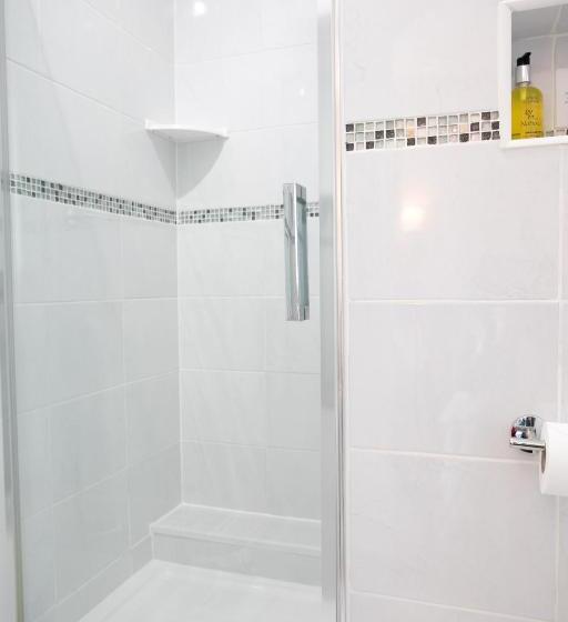 اتاق استاندارد با تخت بزرگ, The Ashleigh