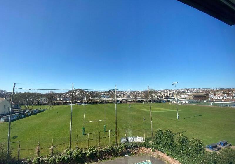 اتاق استاندارد با تخت بزرگ, The Ashleigh