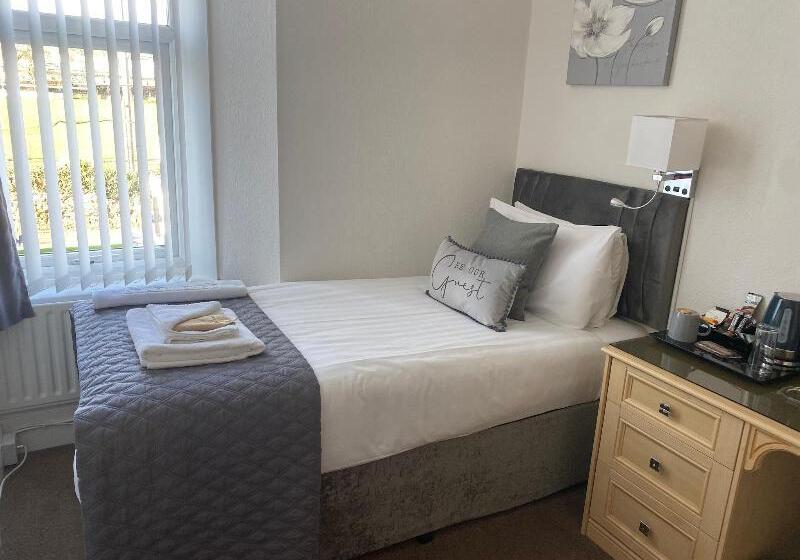 اتاق استاندارد یک نفره, The Ashleigh