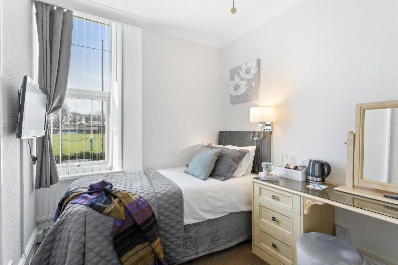 اتاق استاندارد یک نفره, The Ashleigh