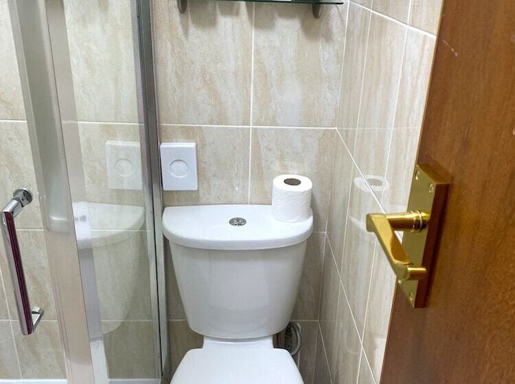 اتاق استاندارد در طبقه همکف, The Ashleigh