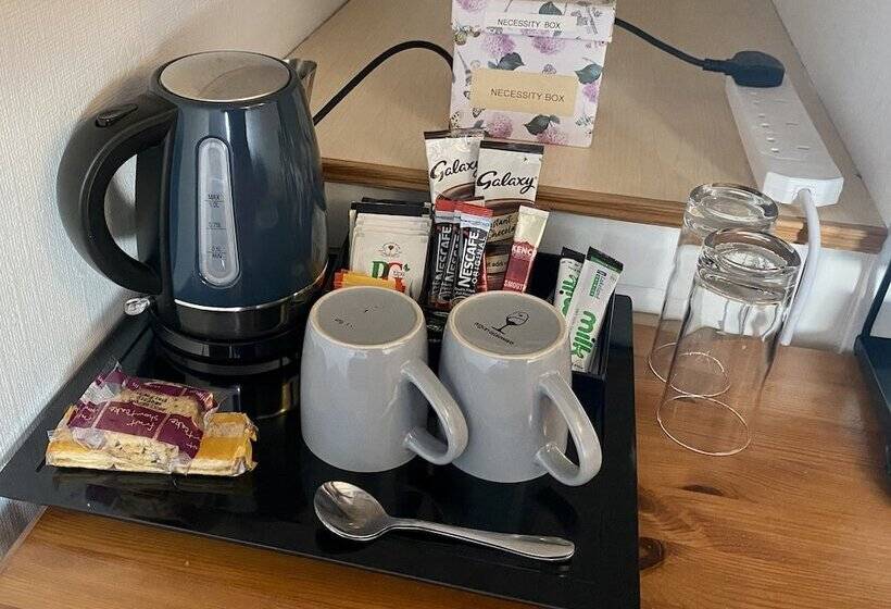 اتاق استاندارد, The Ashleigh