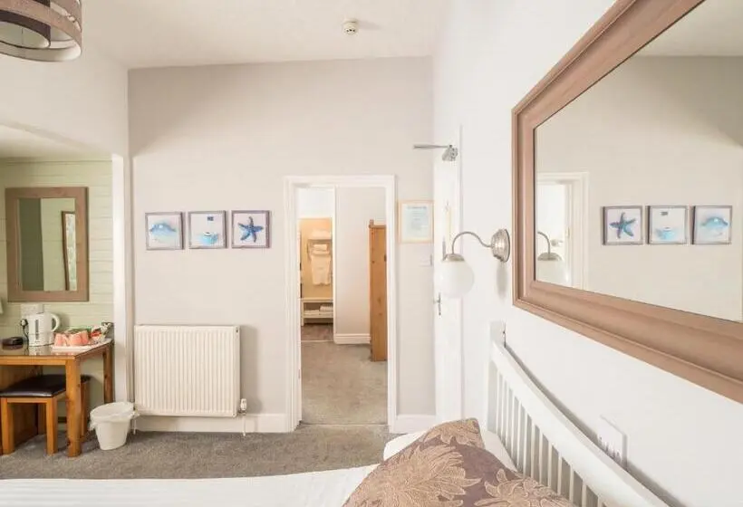 Perhesviitti, The Grafton Guest House
