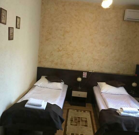 标准间, Pension Cleopatra