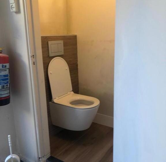 스탠다드 룸 공동 욕실, Pension De Zeeschelp