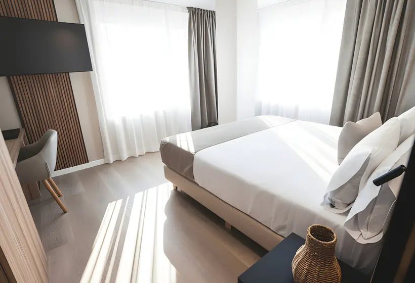 اتاق استاندارد, Gaudea Santa Pola