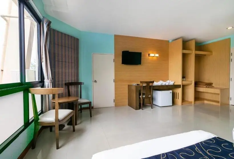 اتاق استاندارد سه نفره, Goldenbeach Boutique Resort