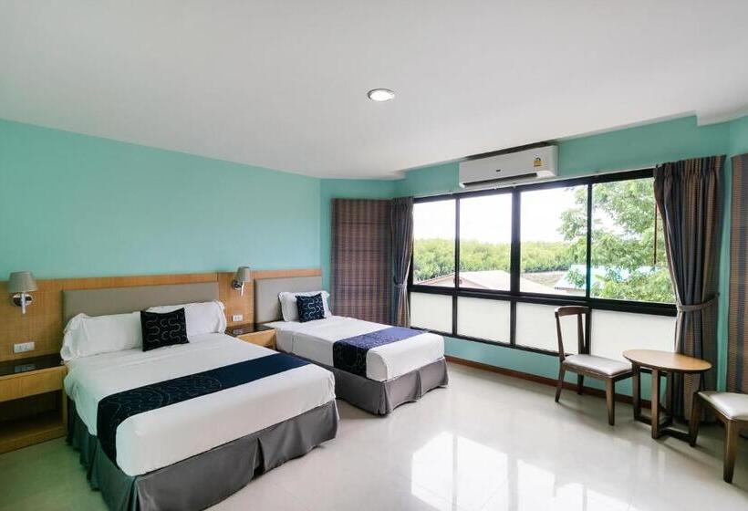 스탠다드 트리플 룸, Goldenbeach Boutique Resort