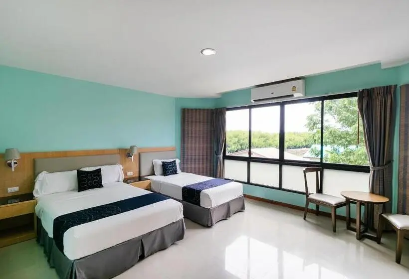 اتاق استاندارد سه نفره, Goldenbeach Boutique Resort