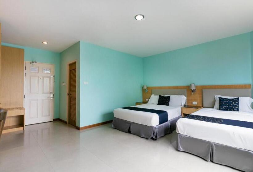 스탠다드 트리플 룸, Goldenbeach Boutique Resort