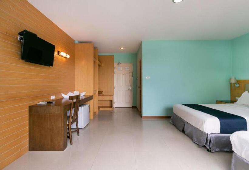 스탠다드 트리플 룸, Goldenbeach Boutique Resort
