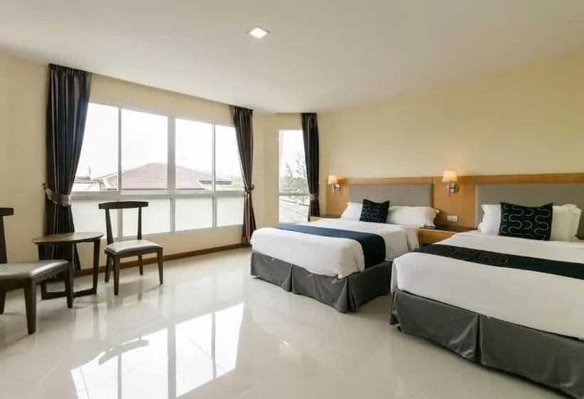 اتاق سه نفره سوپریور با چشم‌انداز دریا, Goldenbeach Boutique Resort
