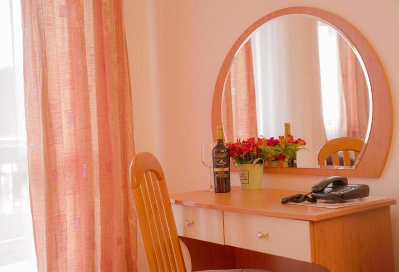 חדר סטודיו סטנדרד, Apartments Flora Daisy