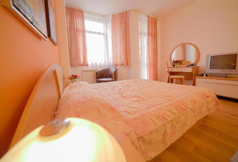 חדר סטודיו סטנדרד, Apartments Flora Daisy