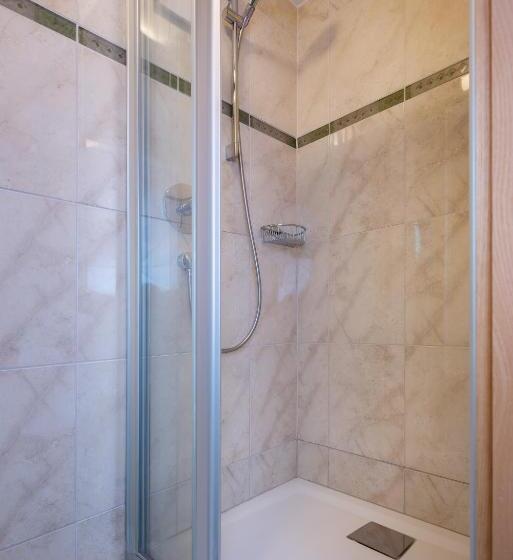 标准间, Energiepension Schwaiger