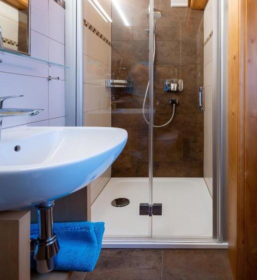 基本间, Energiepension Schwaiger