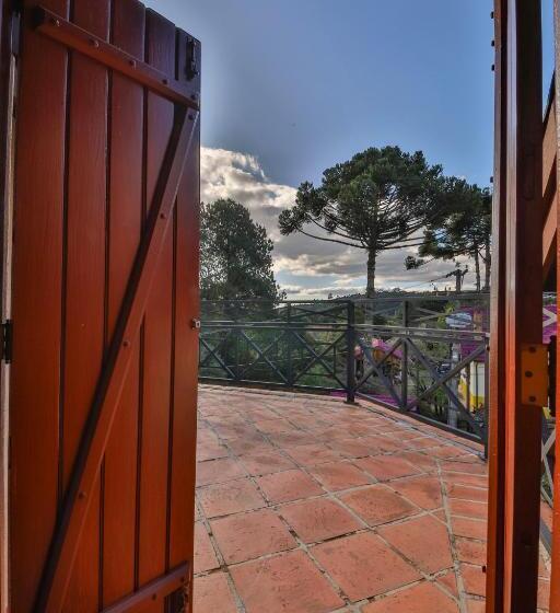 Номер Superior, Esquilo