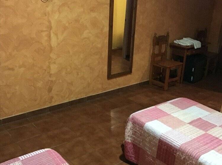 标准间, Hostal Restaurante El Mero
