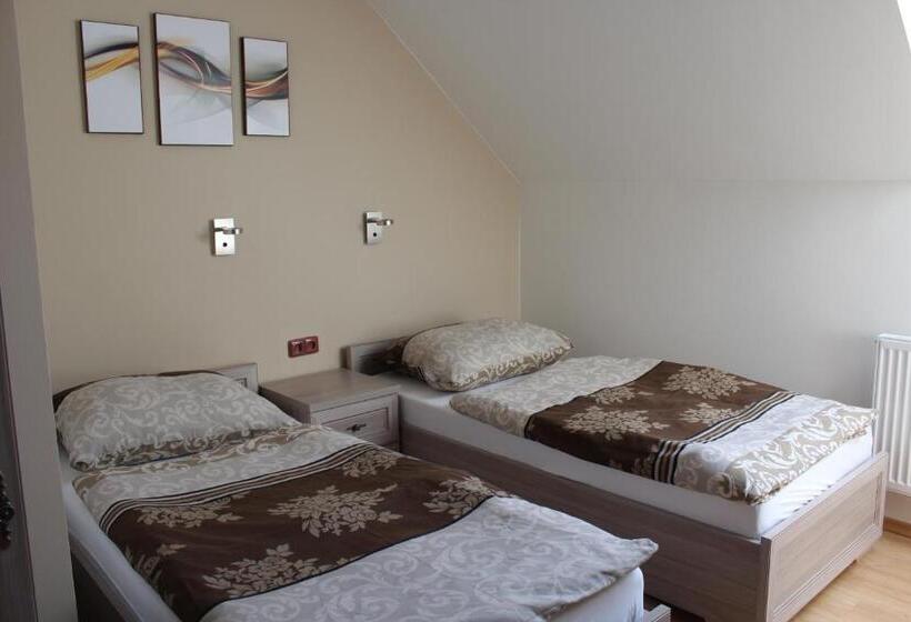 غرفة قياسية, Penzion Avena