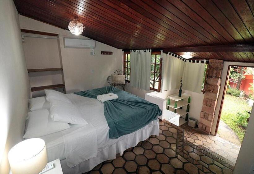 חדר סטנדרט לשלושה עם נוף לגינה, Pouso Da Trilha Hospedagem