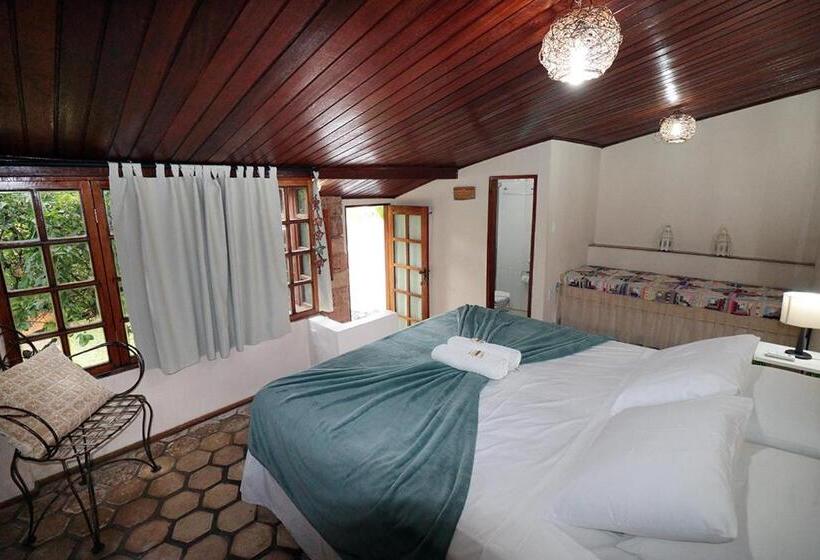 חדר סטנדרט לשלושה עם נוף לגינה, Pouso Da Trilha Hospedagem