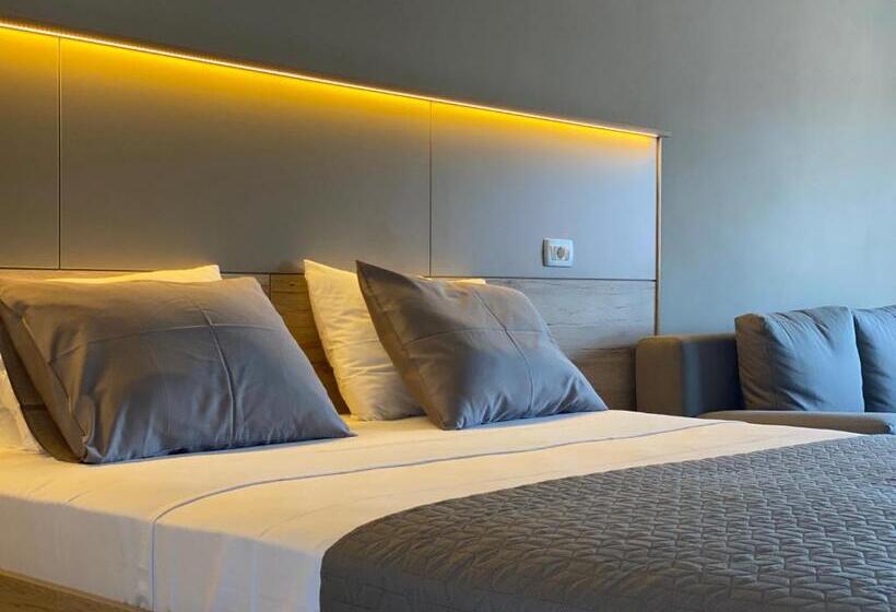 استودیو استاندارد با بالکن, Rooms And Apartments Lisjak